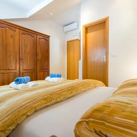 Majestic Lookout - Rixi Lejlighed *