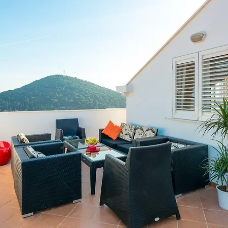 Majestic Lookout - Rixi * Дубровник