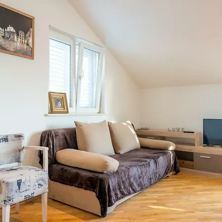 Majestic Lookout - Rixi Дубровник