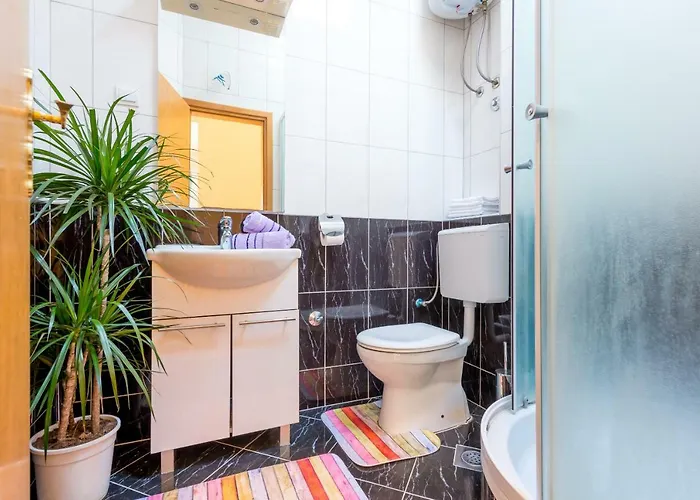 Majestic Lookout - Rixi Апартаменты *