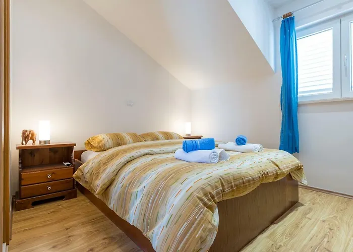 Majestic Lookout - Rixi Апартаменты *