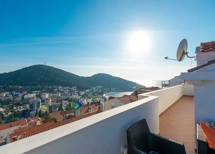 Majestic Lookout - Rixi Appartement *