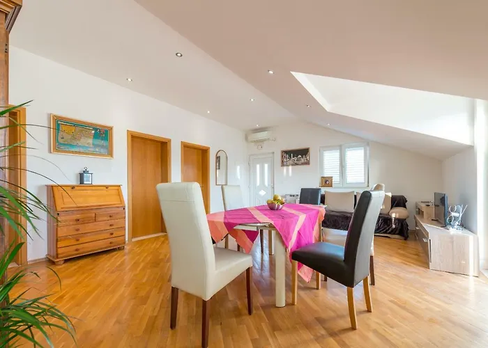 Majestic Lookout - Rixi Дубровник