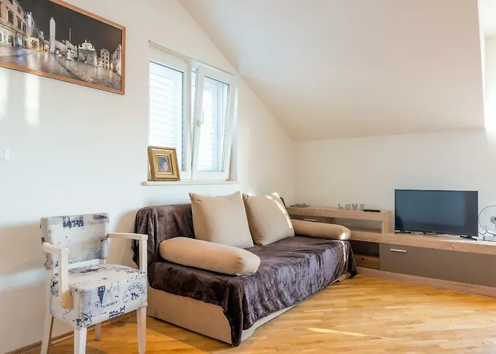 Majestic Lookout - Rixi Дубровник