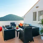 Majestic Lookout - Rixi * Dubrovník