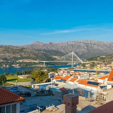 Apartment Majestic Lookout - Rixi *